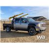 Image 2 : 2014 GMC 3500 SIERRA CREW CAB FLAT DECK PICKUP