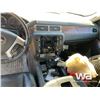 Image 8 : 2013 GMC SIERRA 3500 CREW CAB FLAT DECK PICKUP
