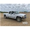 Image 2 : 2000 CHEVROLET SILVERADO 1500 E-CAB PICKUP