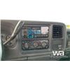 Image 9 : 2000 CHEVROLET SILVERADO 1500 E-CAB PICKUP