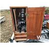 Image 8 : ELECTRIC MOTOR, DREMEL BITS, WALKIE TALKIES
