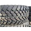 Image 5 : (UNUSED) (4) SAILWIN 33X12.5X17 TIRES