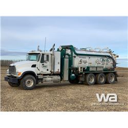 2006 MACK CV713 16656L TRIDRIVE VAC TRUCK