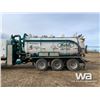 Image 24 : 2006 MACK CV713 16656L TRIDRIVE VAC TRUCK