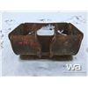 Image 4 : 40" CLEAN OUT BUCKET
