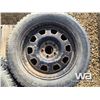 Image 4 : (4) HANKOOK P215/65R17 TIRES & RIMS