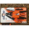 Image 3 : 10LB SLEDGE HAMMER, BOLT CUTTERS, AXE GARDEN TOOLS