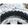 Image 4 : (4) DISCOVERY LT265/75R16 TIRES & RIMS