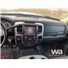 Image 8 : 2014 DODGE 5500 CREW CAB SERVICE TRUCK