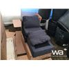 Image 2 : GREY FABRIC SECTIONAL SOFA SET