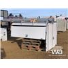 Image 2 : ARE ALUMINUM TRUCK CABINET