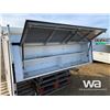 Image 8 : ARE ALUMINUM TRUCK CABINET