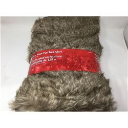 60in Faux Fur Tree Skirt