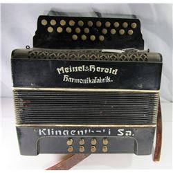 Vintage Meinel & Herold Accordion - Harmonikafabri