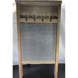 Antique National Washboard Co 134 "The Universal"