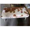 Image 2 : COW HIDE BENCH SEAT