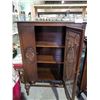 Image 2 : CHINA CABINET