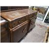 Image 2 : VINTAGE SIDEBOARD