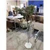 Image 1 : BRIDGE FLOOR LAMP