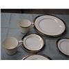 Image 4 : Noritake Fine China Society Satin Dishes (11 Pieces) 2 Place Settings