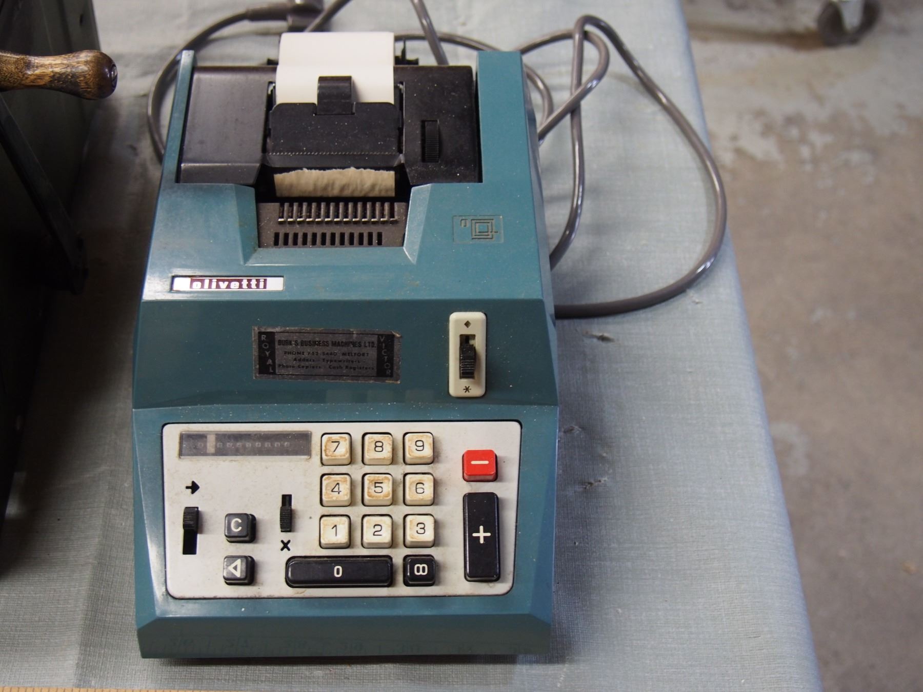 Vintage Dalton adding Calculating Machine and Olivetti Electric ...