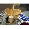 Image 4 : Wicker Baskets, Chalk-ware Heads, Clothing Hangers and Misc