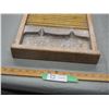 Image 6 : Soap Saver Vintage Washboard 24" L