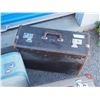Image 4 : 3 Vintage Suitcases