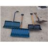 Image 1 : Metal Shovel and 3 Snow Scoops