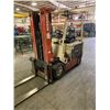 Image 1 : 4,000LB NISSAN ELECTRIC FORKLIFT
