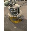 Image 1 : Walker-Bux Lift Magnet