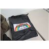 Image 2 : Multiple Canvas Duffels & Bags: Hawaii License Plate, Baosidijjpj, Adidas, etc