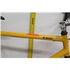 Image 2 : Cannondale R300 Yellow Men's Road Bike w/ Racing Handlebars