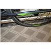Image 24 : Schwinn Volare 1300 Black 14 Speed Men's Road Bike w/ Racing Handlebars