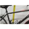 Image 2 : Trek FX Series 7 Speed 20" Hybrid Bike w/ Stock Bikes BR Front Tire
