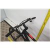 Image 17 : Black Men's Road Bike
