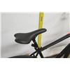 Image 8 : Raleigh Black Men's Road Bike