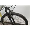 Image 8 : Dynacraft Equator HardTail Silver Men's Mountain Bike