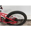Image 8 : Giant Red Boy's BMX Trick Bike