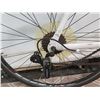 Image 10 : Kent 700C Denali White Men's Road Bike w/ Racing Handlebars