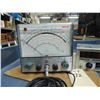Image 2 : Test equipment