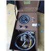 Image 2 : Test equipment