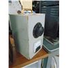 Image 2 : Test equipment