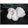 Image 1 : Kissing Doves Z19 #1084579