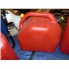 Image 2 : Gas Cans