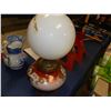Image 1 : Antique Oil Lamp