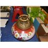Image 3 : Antique Oil Lamp
