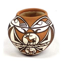Zuni Pueblo Pottery Jar by Jennie Laate 1933-1994