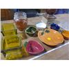 Image 2 : CUTE VEGETABLE CERAMIC SET, GLASS NAPKIN HOLDER ETC