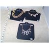 Image 1 : LOT OF COSTUME JEWELRY